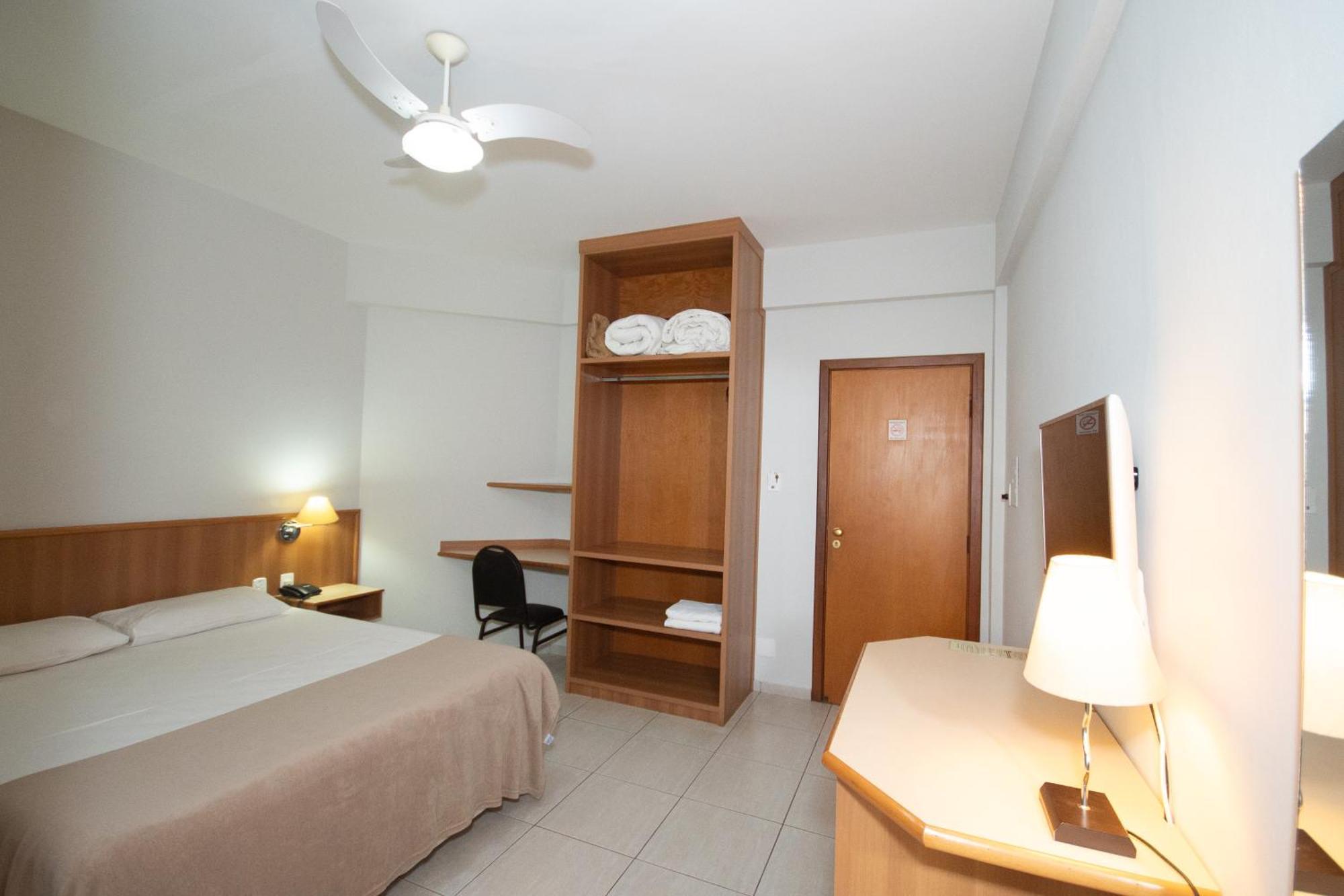 Hotel Ouro לבראס מראה חיצוני תמונה